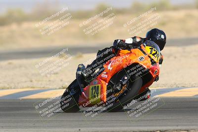 media/Apr-16-2022-CVMA (Sat) [[090b37c3ce]]/Race 11 Amateur Supersport Middleweight/